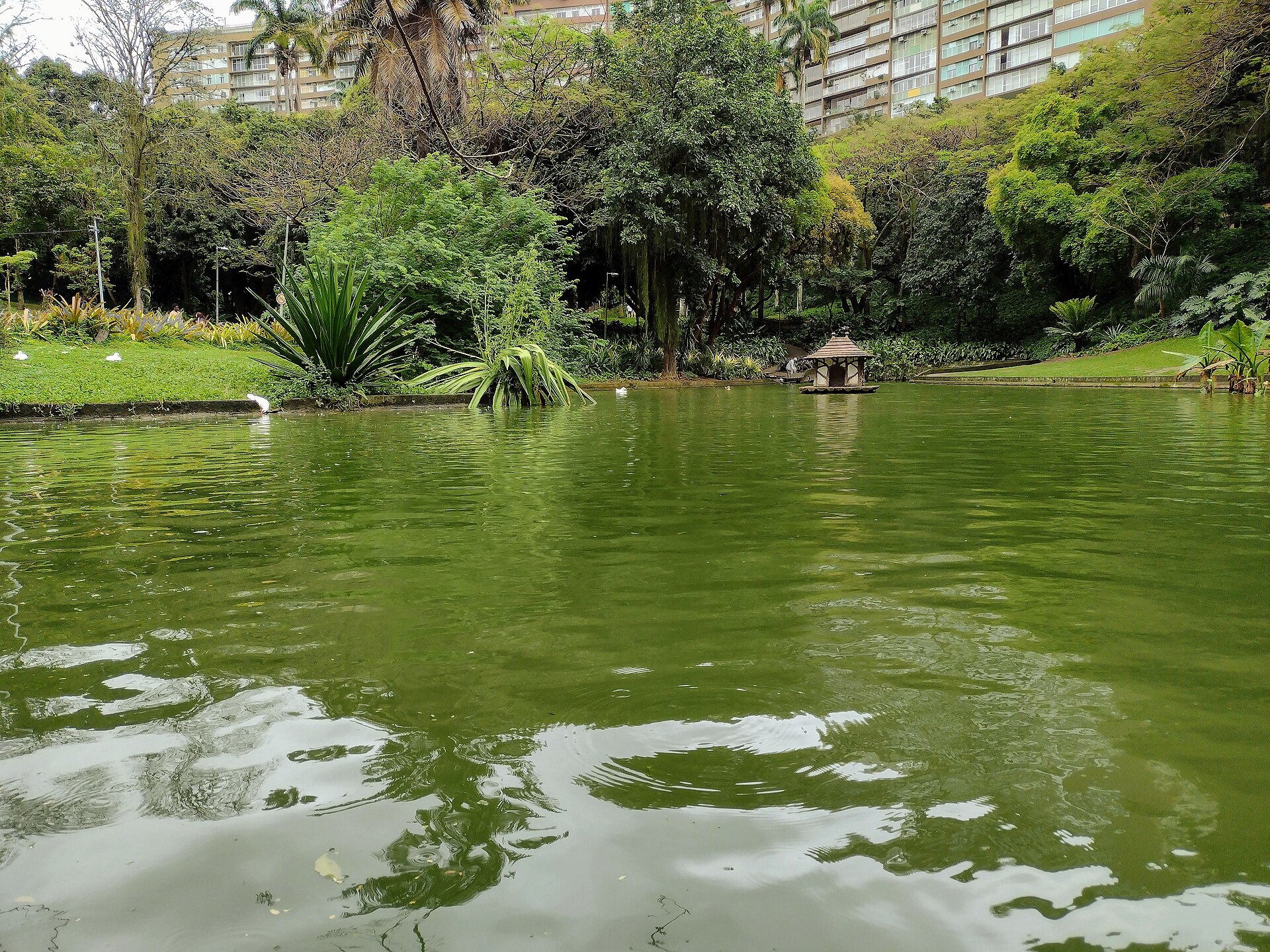 Imagem de referência de Lago do Parque Guinle, descrito nos dados abertos como monumento na cidade do Rio de Janeiro