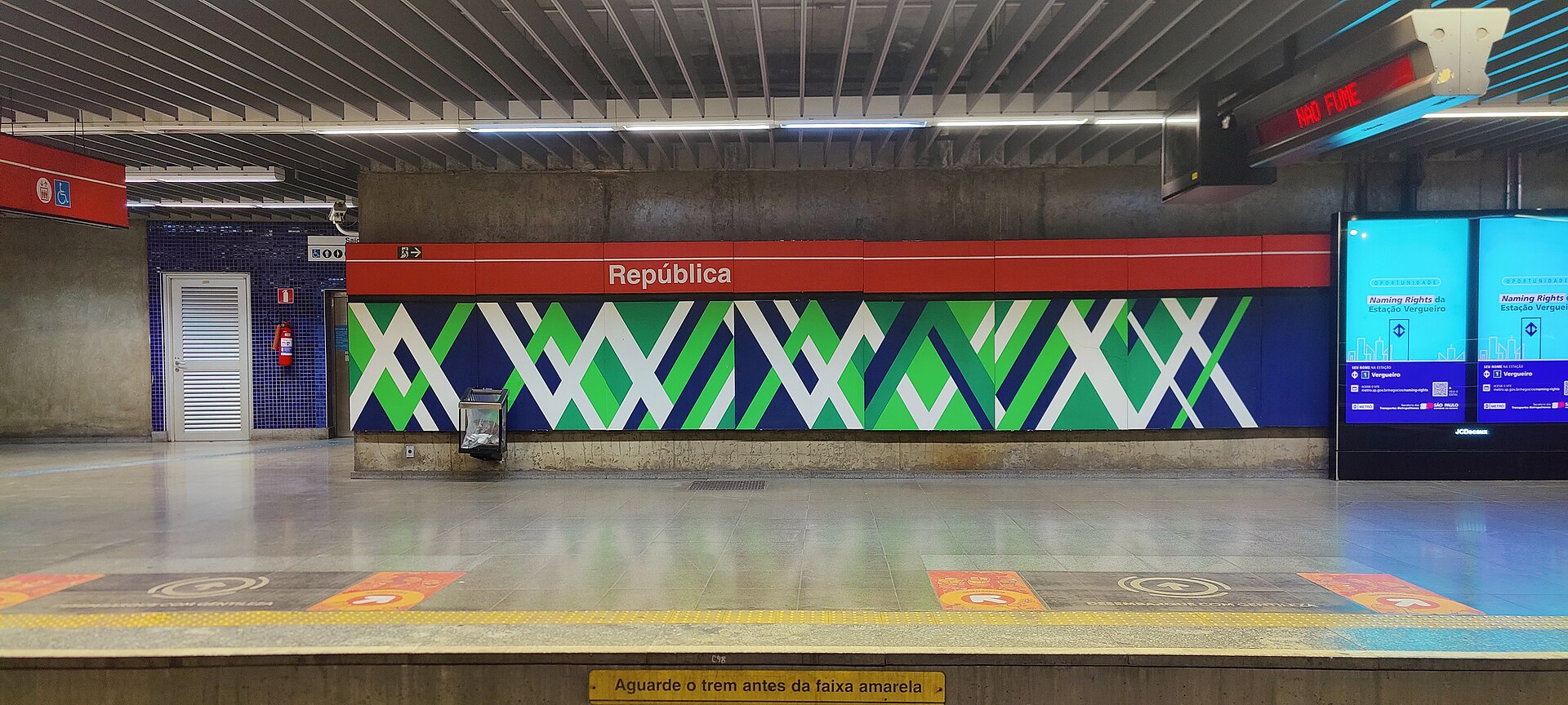 Imagem de referência de Estação República, descrito nos dados abertos como estação de metrô em São Paulo