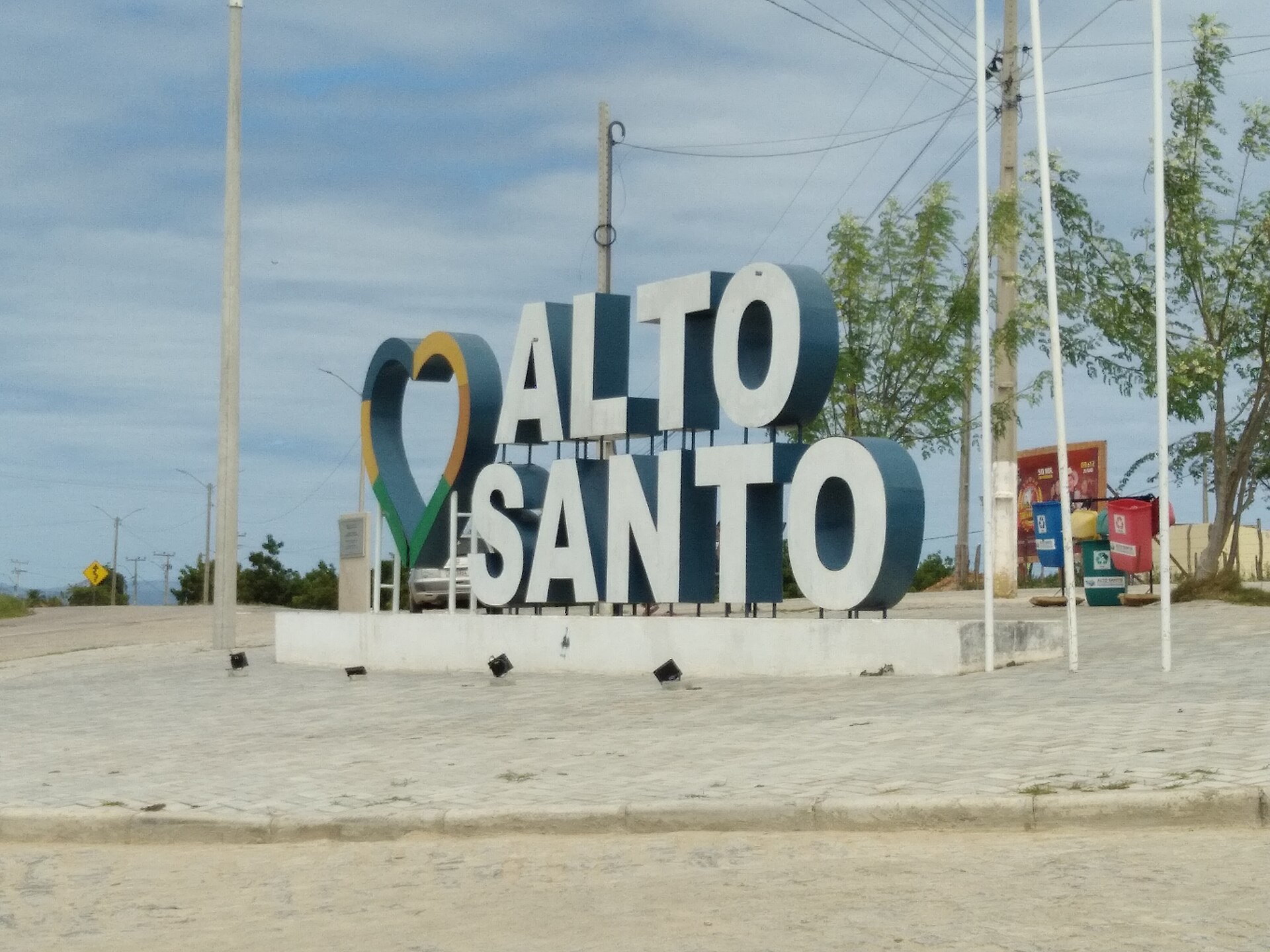 Imagem de referência de Alto Santo, descrito nos dados abertos como município brasileiro do estado do Ceará
