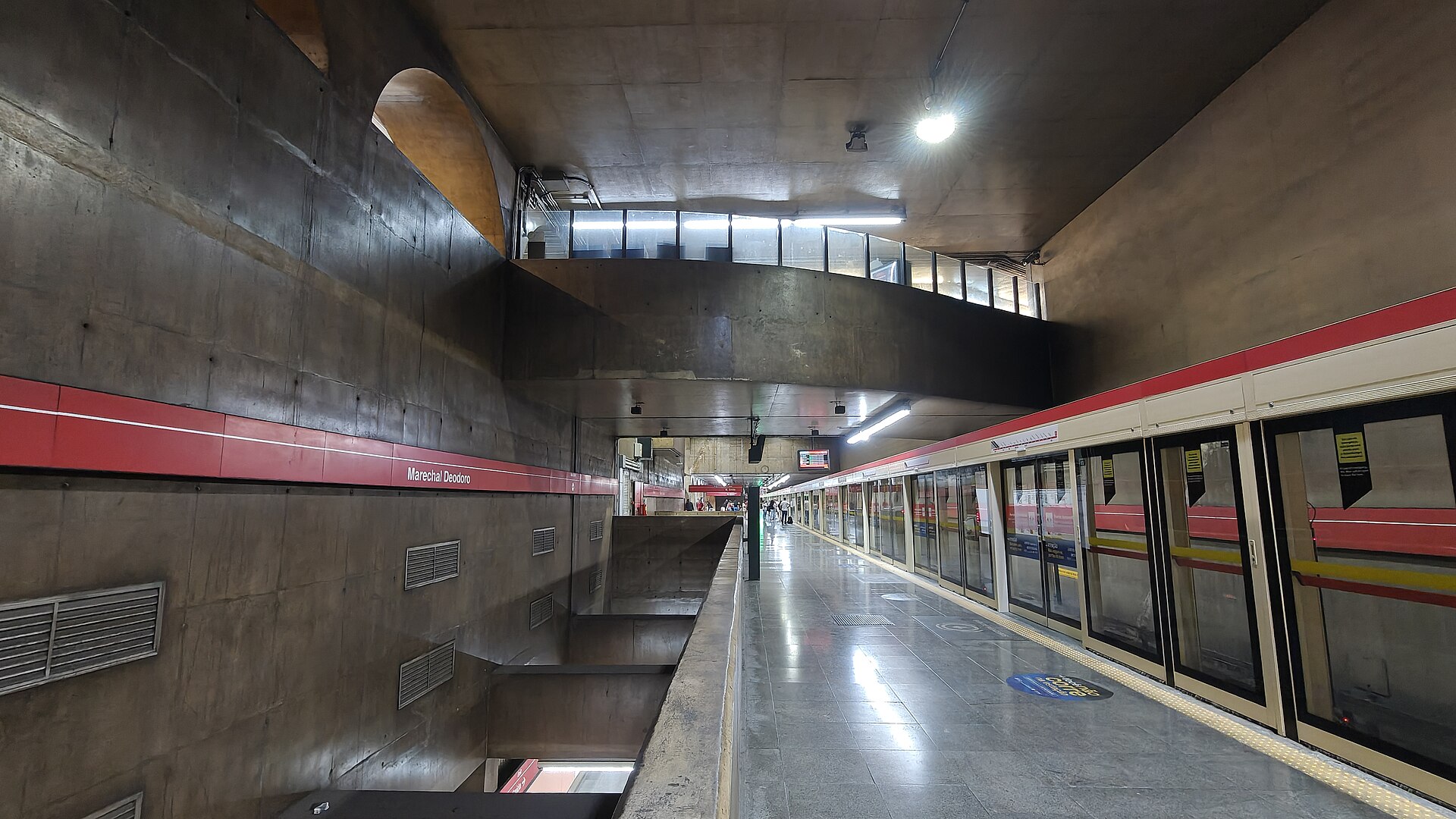 Imagem de referência de Estação Marechal Deodoro, descrito nos dados abertos como estação de metrô em São Paulo