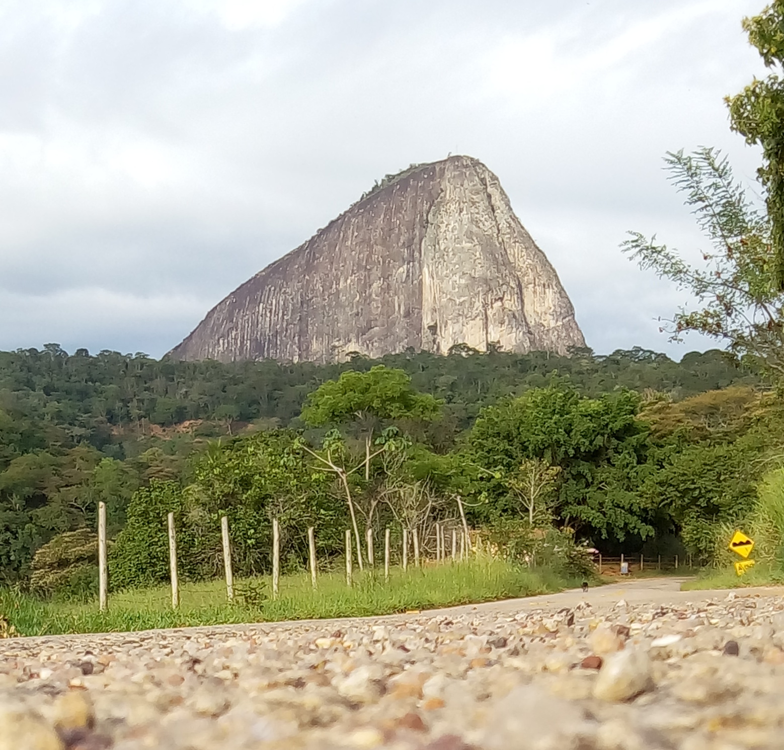 Imagem de referência de Ladainha, descrito nos dados abertos como município brasileiro do estado de Minas Gerais, Região Sudeste do país