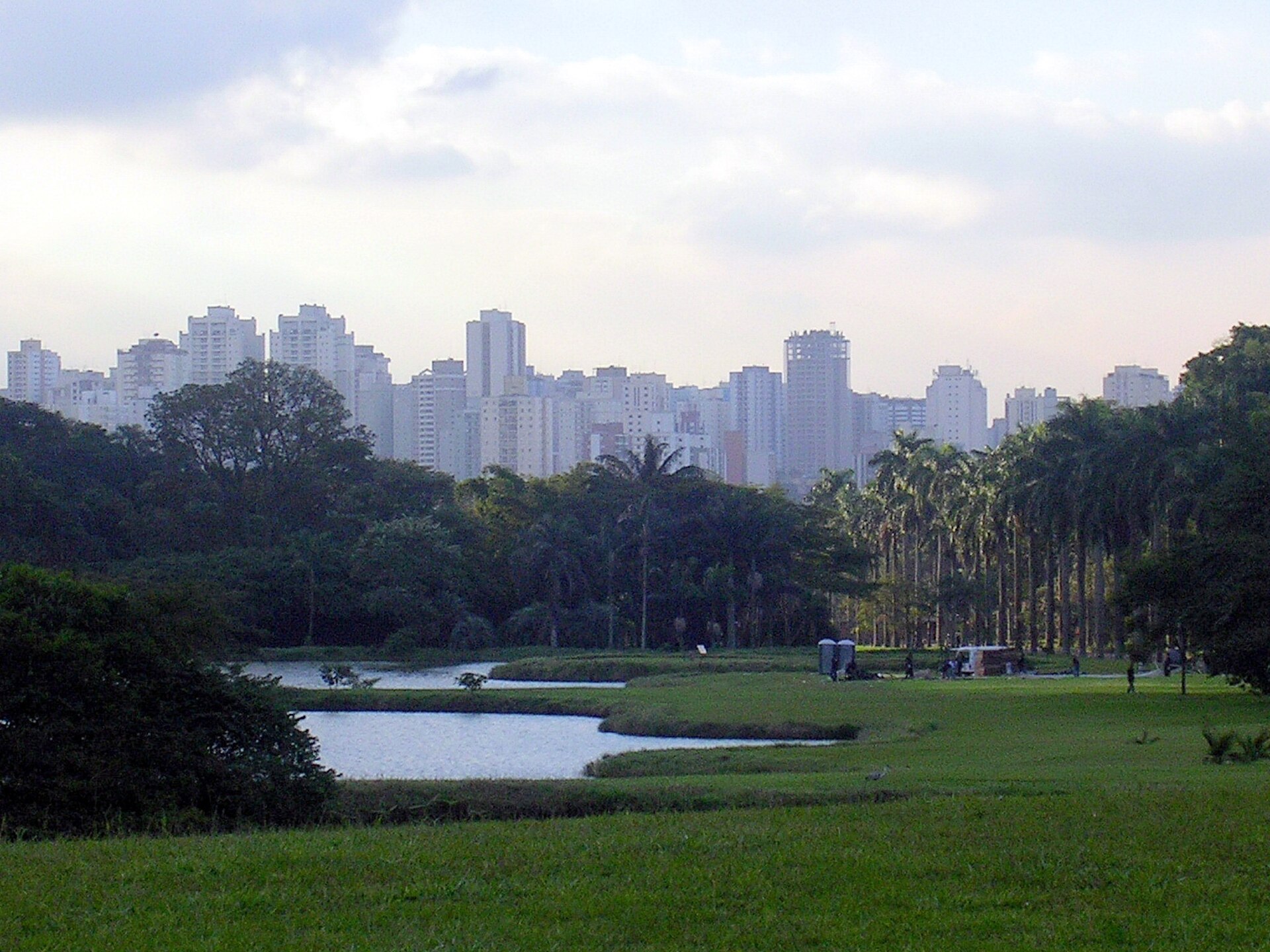 Imagem de referência relacionada a Jardim Botânico de São Paulo, item descrito como parque do Jardim Botânico, área de preservação ambiental do Estado de São Paulo no Brasil