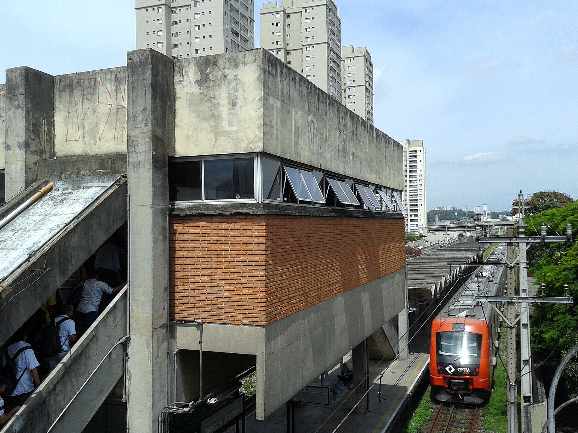 Imagem de referência de Estação Imperatriz Leopoldina, descrito nos dados abertos como estação ferroviária no município de São Paulo, Brasil