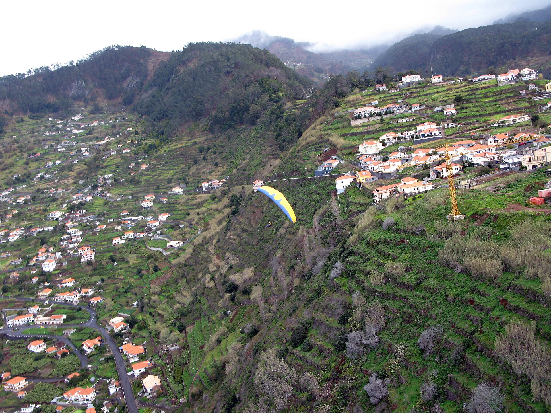 Imagem de referência relacionada a Arco da Calheta, item descrito como freguesia do município da Calheta, Madeira, Portugal
