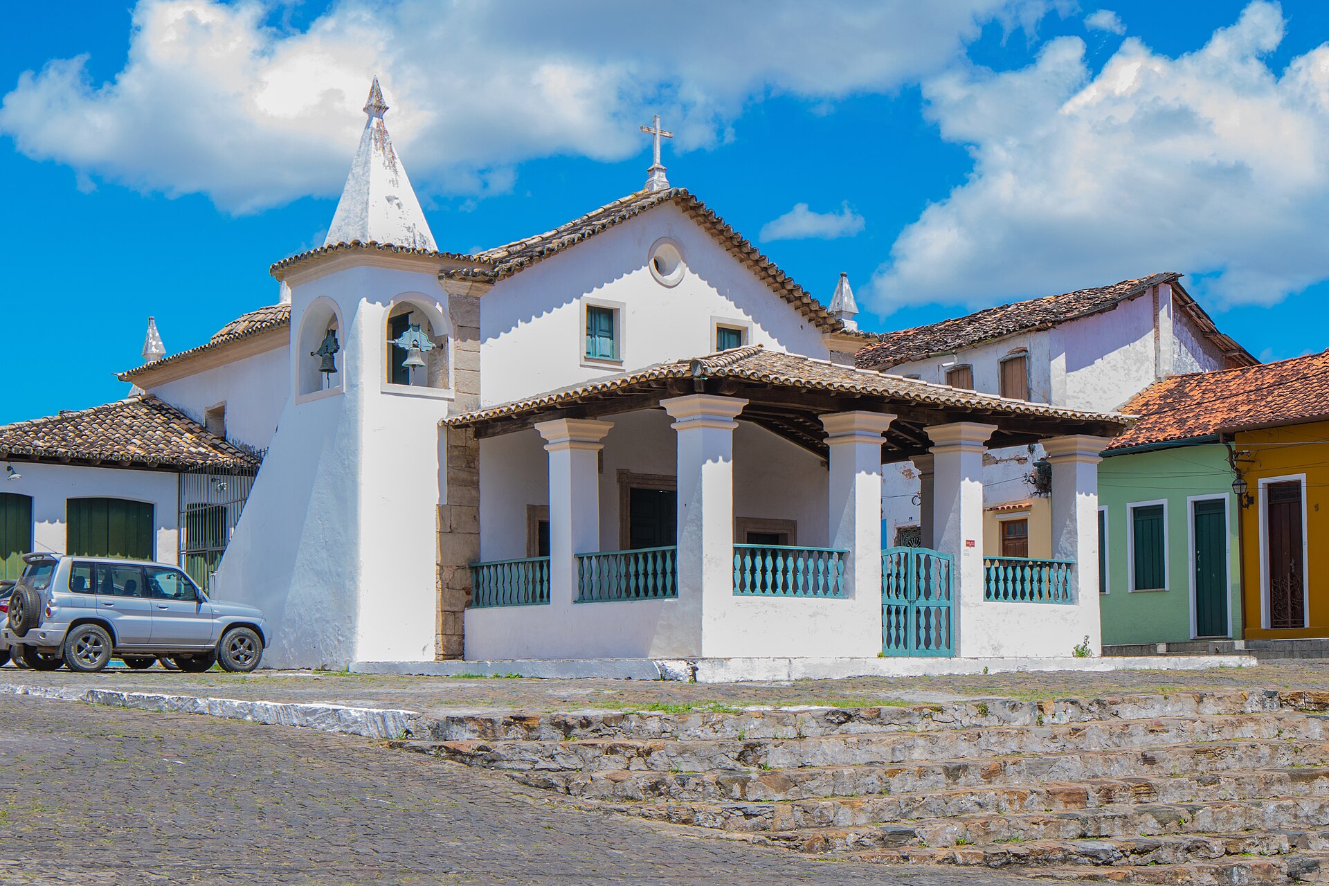 Imagem de referência de Capela da Ajuda, descrito nos dados abertos como igreja tombada pelo Instituto do Patrimônio Artístico e Cultural da Bahia na cidade de Cachoeira