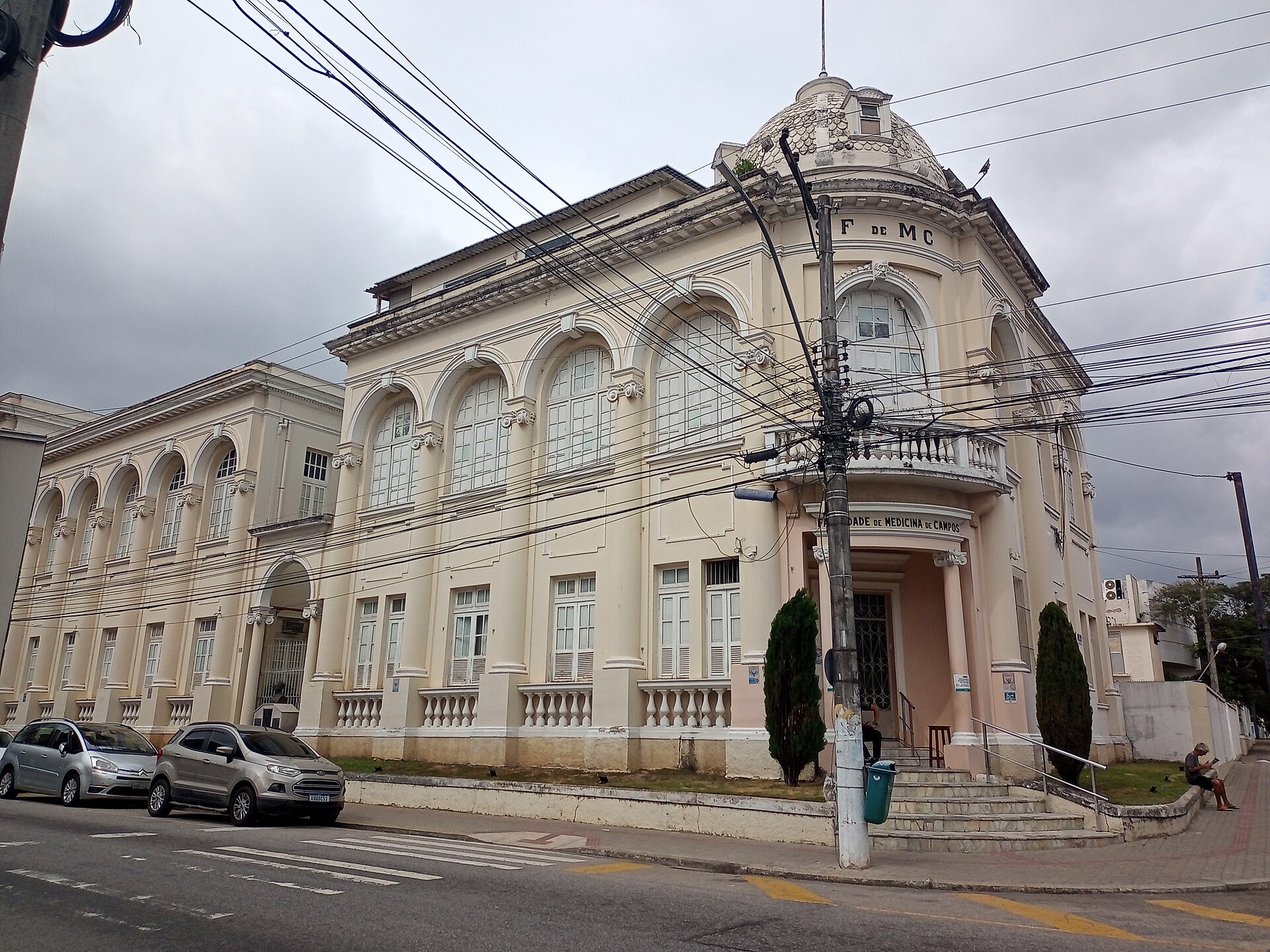 Imagem de referência de Faculdade de Medicina de Campos, descrito nos dados abertos como faculdade privada sem fins lucrativos em Campos dos Goytacazes, Rio de Janeiro