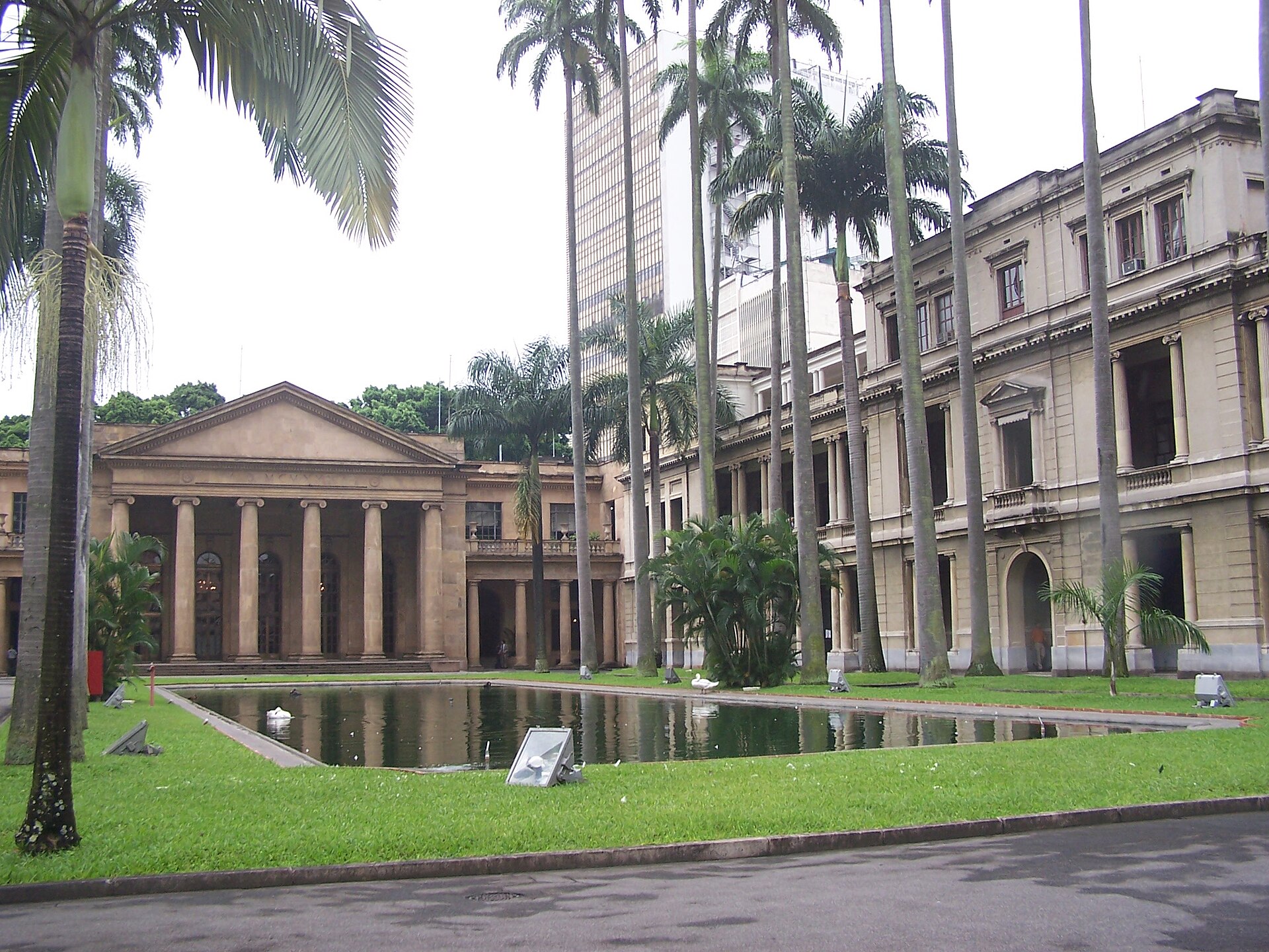 Imagem de referência de Palácio do Itamaraty, descrito nos dados abertos como palácio no Rio de Janeiro