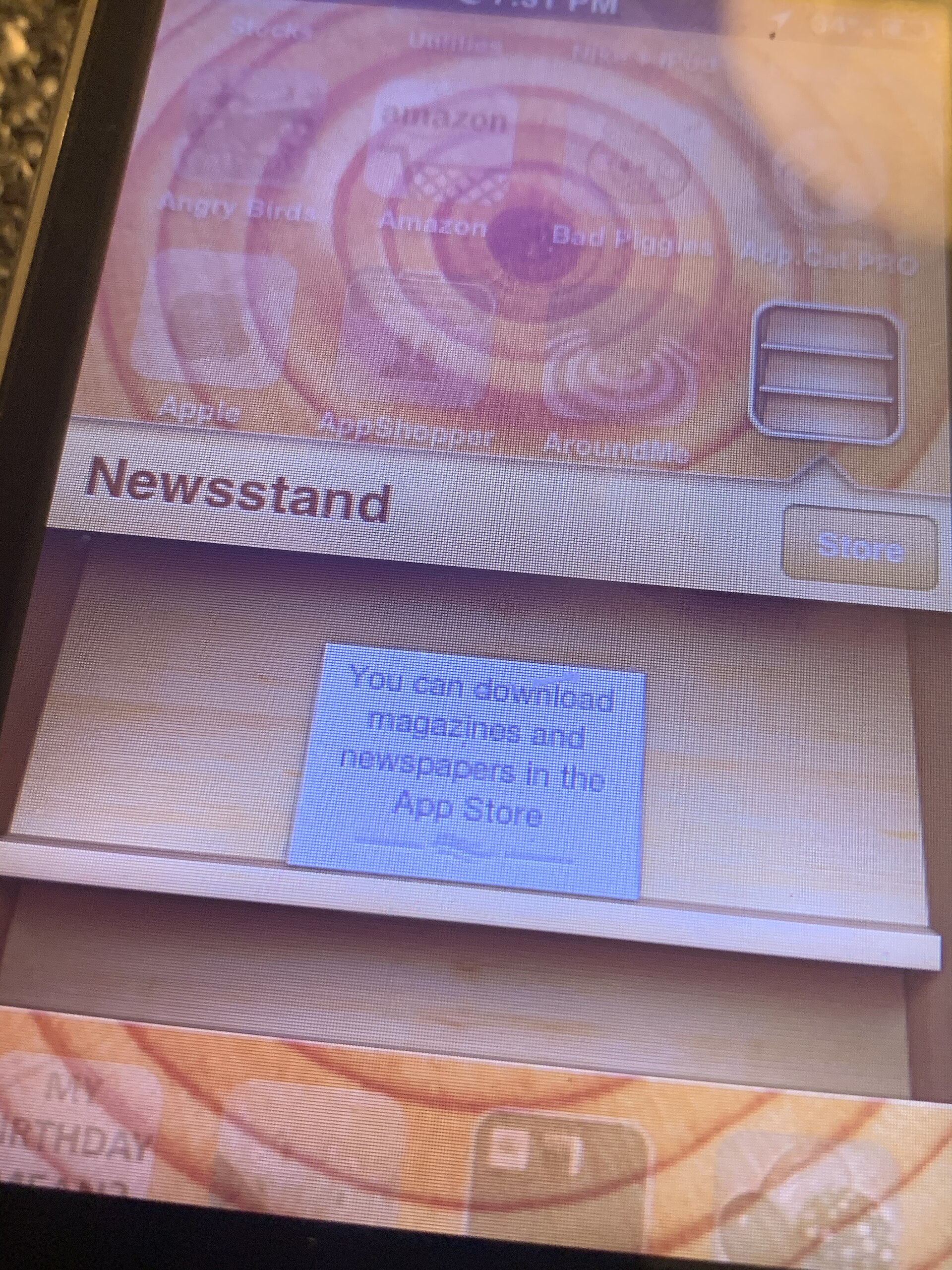 Imagem de referência relacionada a Newsstand, item descrito como registro de referência sobre Newsstand, organizado a partir de dados estruturados abertos