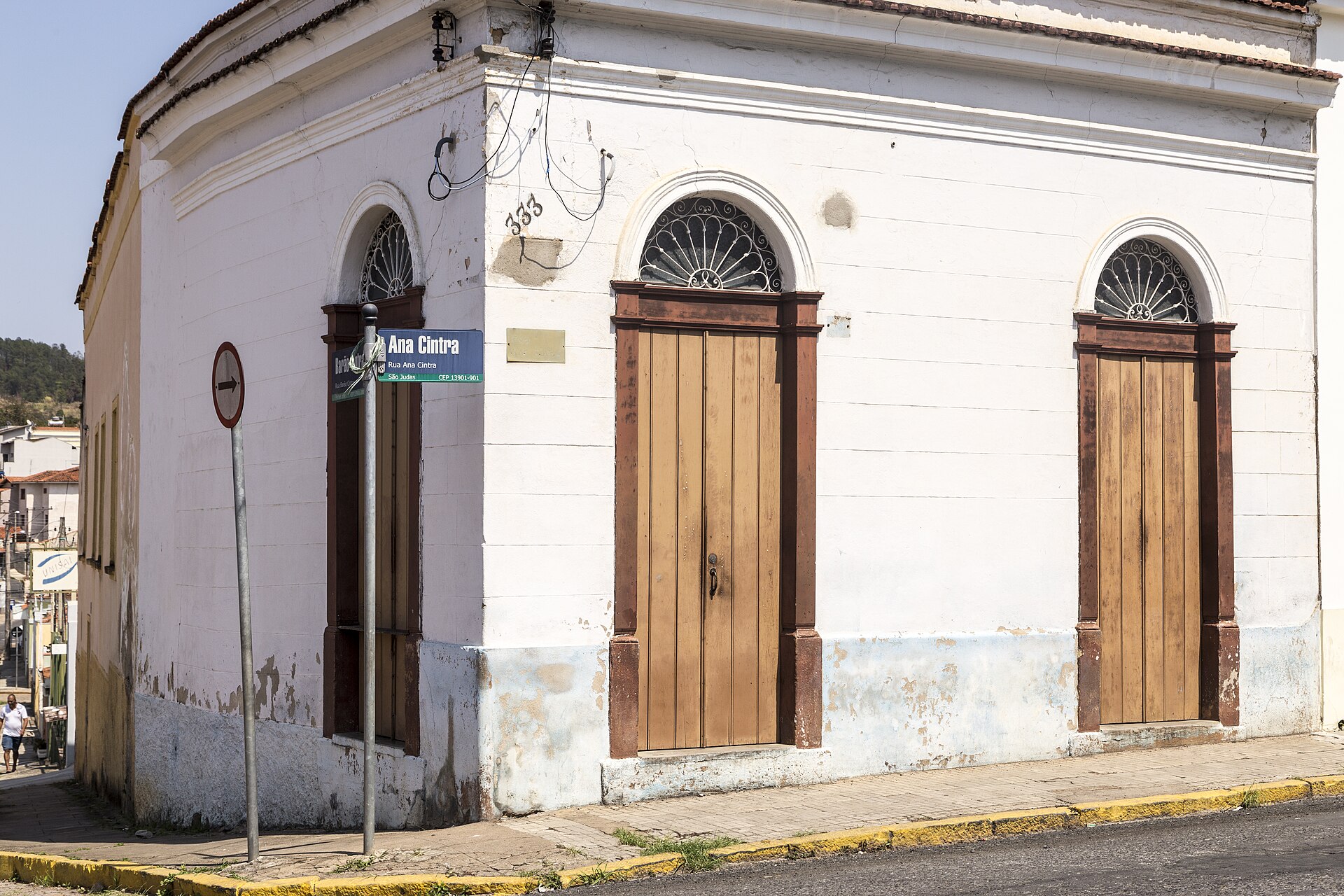 Imagem de referência de Imóvel à rua Ana Cintra, 333, descrito nos dados abertos como bem tombado pelo CONDEPHAAT na cidade de Amparo