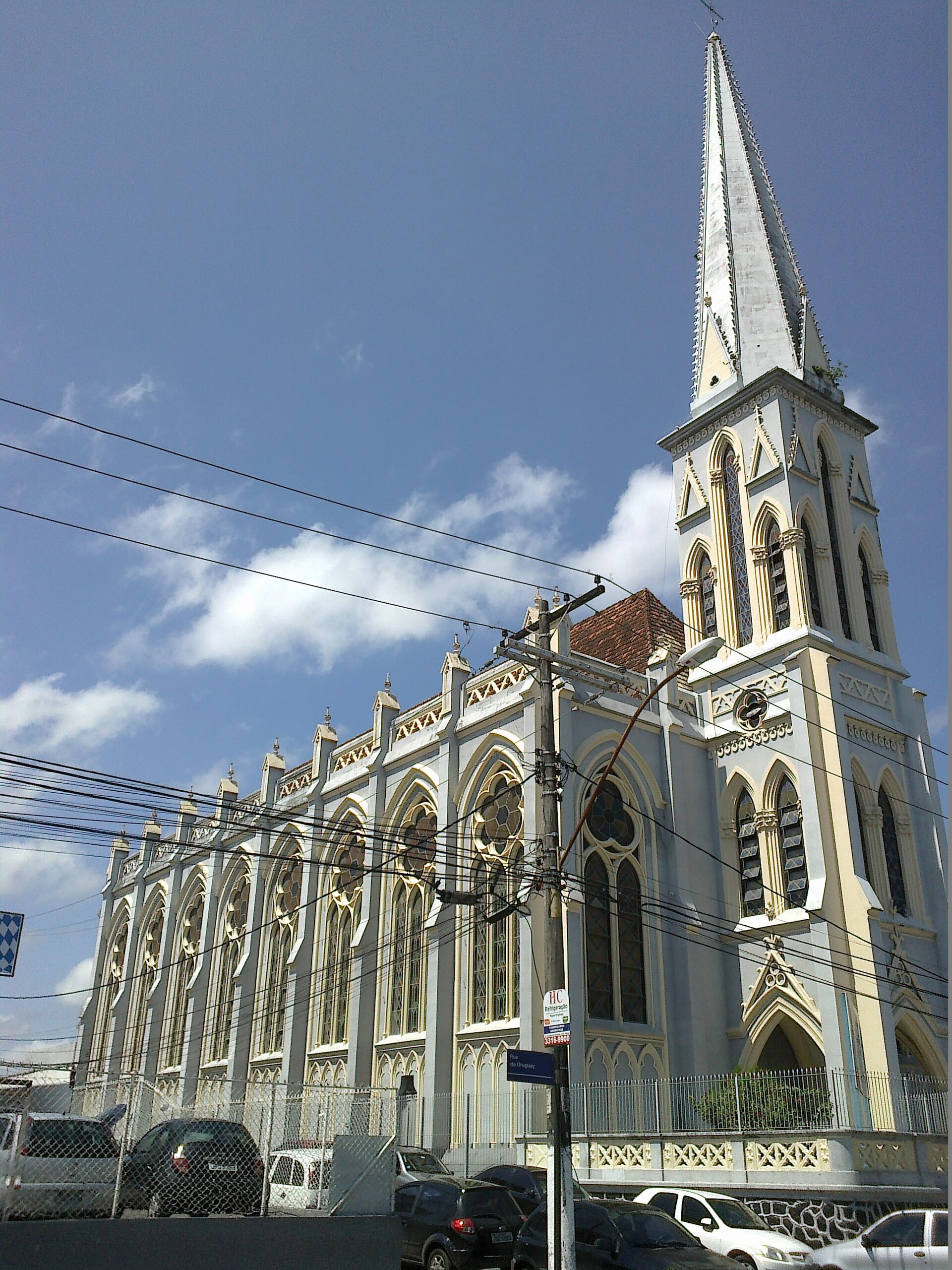 Imagem de referência de Largo dos Mares, descrito nos dados abertos como logradouro público em Salvador, município do estado brasileiro da Bahia