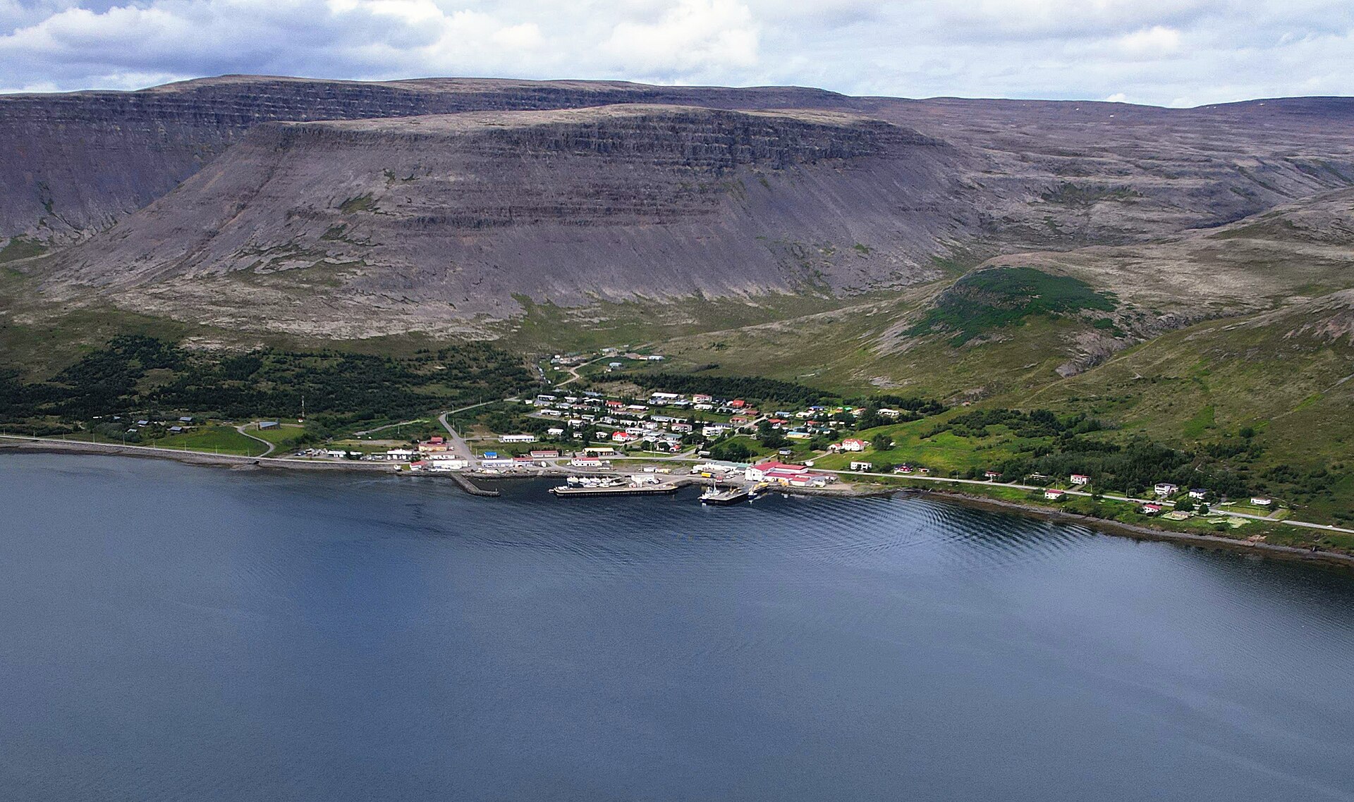 Imagem de referência relacionada a Tálknafjörður, item descrito como localidade na Islândia