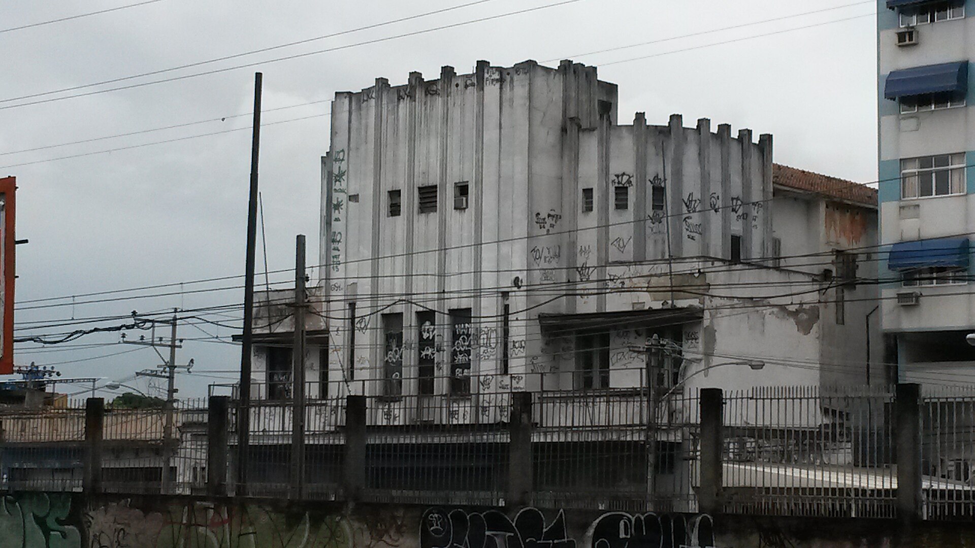 Imagem de referência de Cine Rosário, descrito nos dados abertos como antigo cinema de rua da cidade do Rio de Janeiro