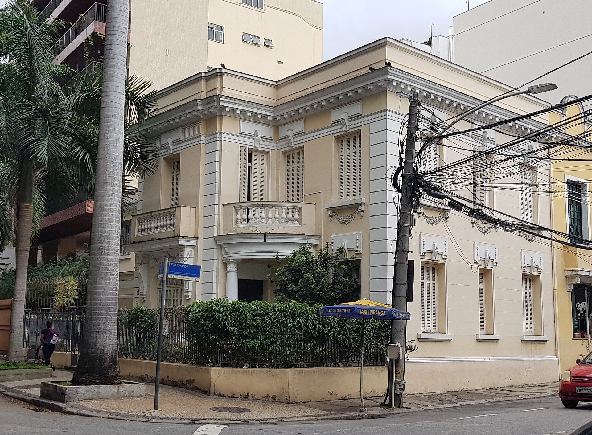 Imagem de referência de Edifício à Rua Paissandu, 288, descrito nos dados abertos como bem tombado pelo Instituto Estadual do Patrimônio Cultural do Rio de Janeiro na cidade do Rio de Janeiro