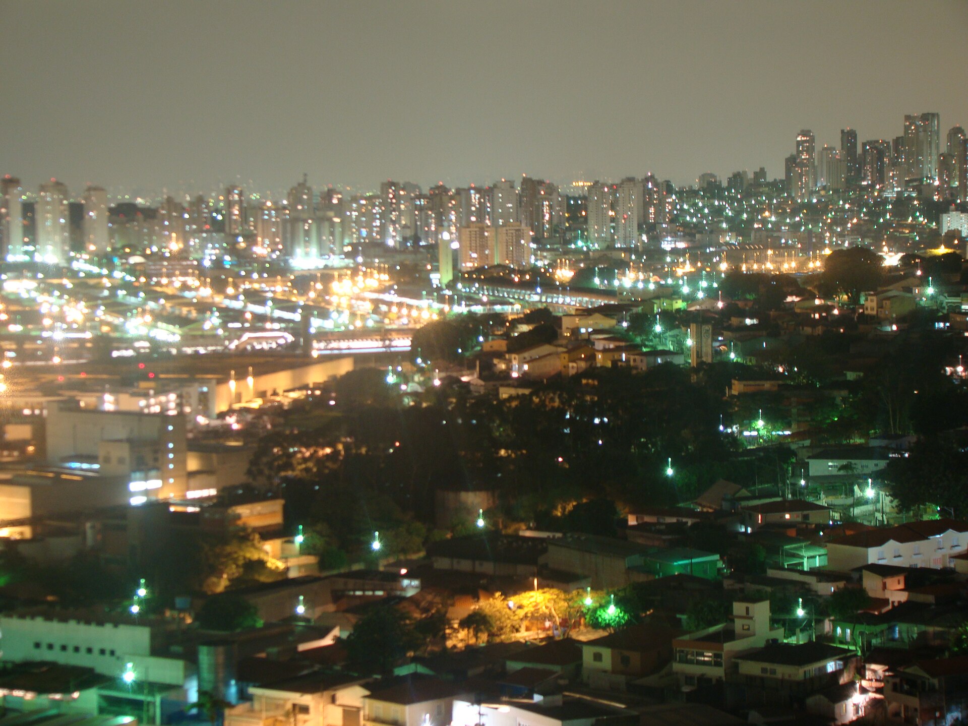 Imagem de referência de Zona Oeste de São Paulo, descrito nos dados abertos como região administrativa do município de São Paulo