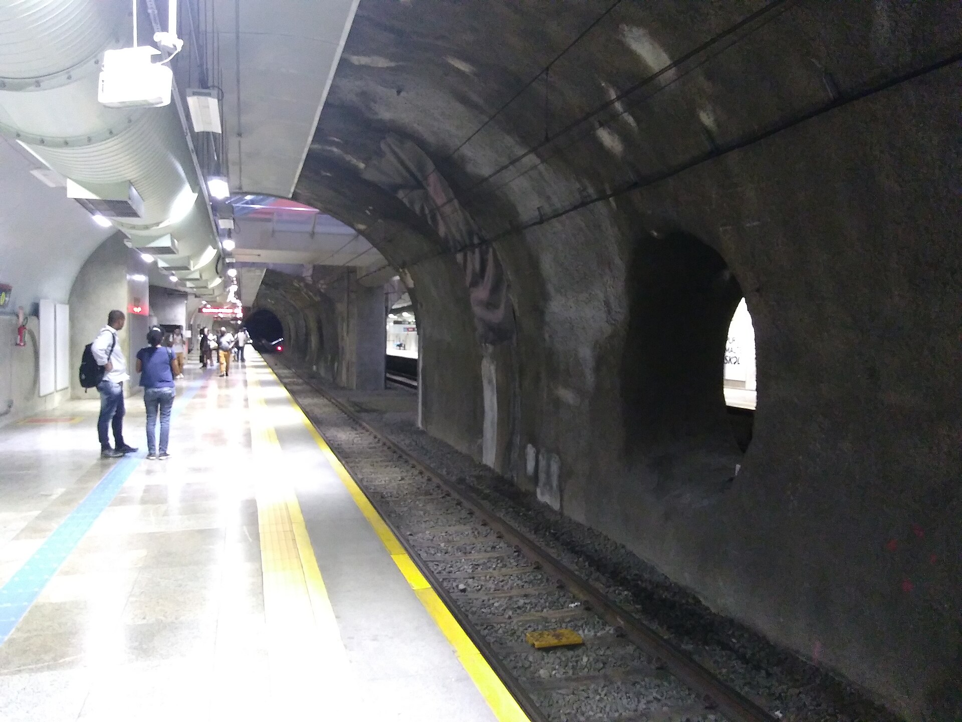 Imagem de referência de Estação Campo da Pólvora, descrito nos dados abertos como estação de metrô de Salvador, Brasil