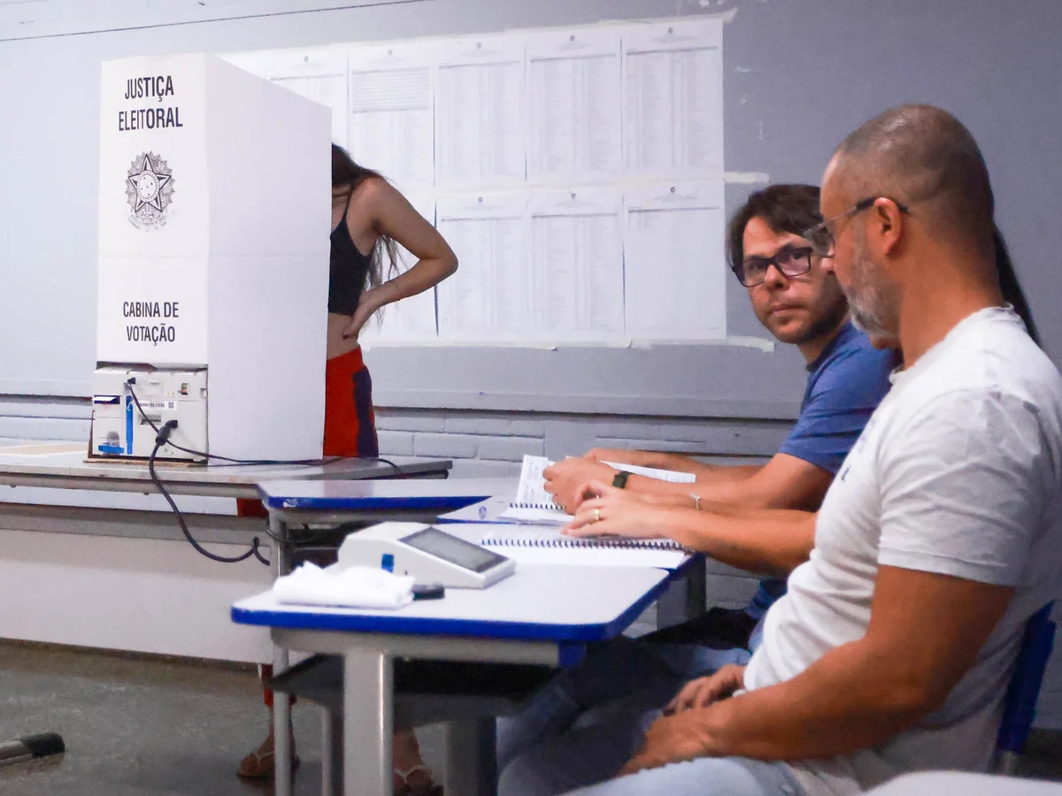 Abstenção cai para 19,2% no 2º turno e contraria tendência histórica