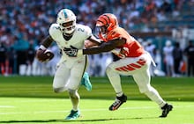 Time azarão vence o melhor do país com chute de atleta que joga com bolsa de colostomia