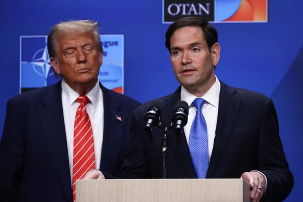 Imagem colorida mostra Trump e Marco Rubio - Metrópoles