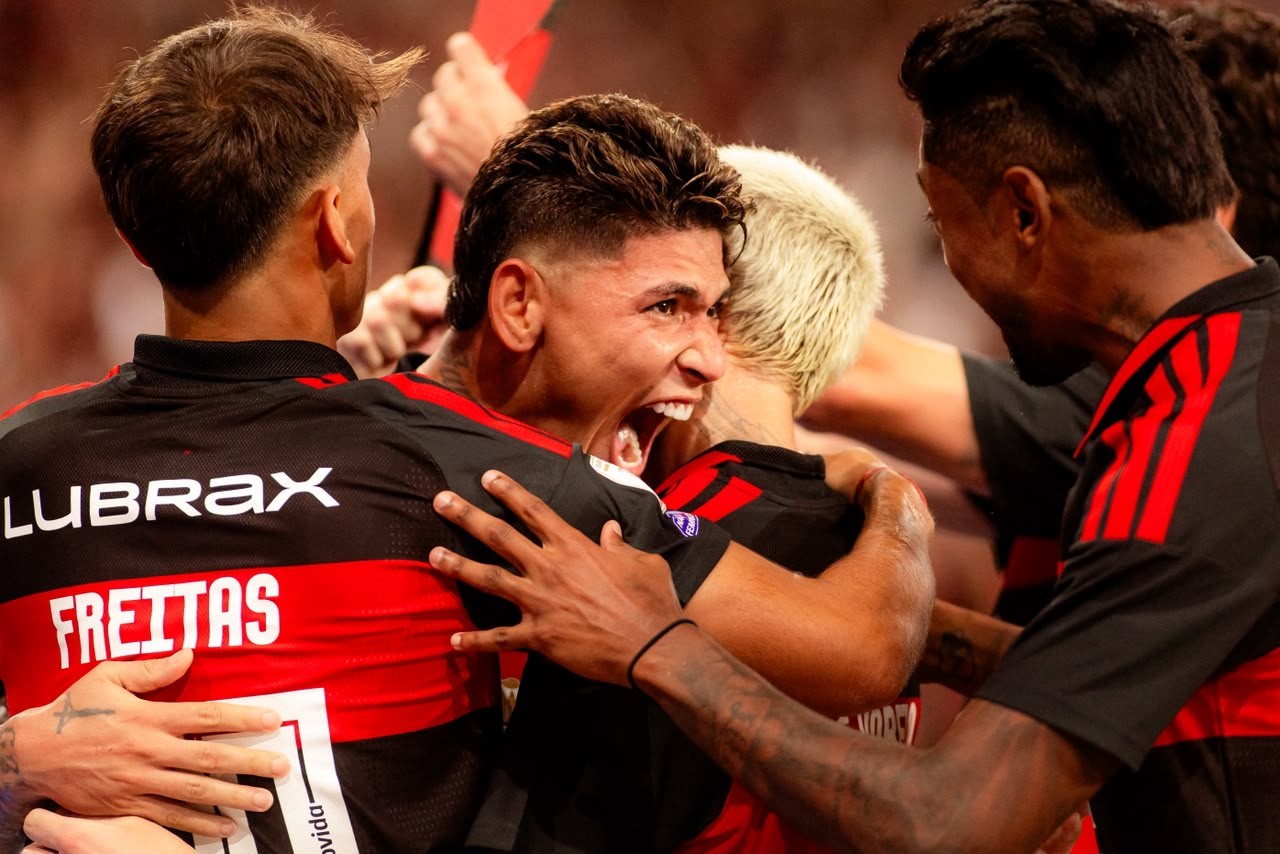 Análise: Flamengo é melhor, tem Carrascal decisivo e corre riscos com erros em finalizações e falta de Pulgar