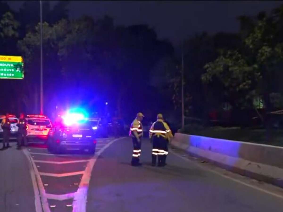 Corpo esquartejado de mulher é encontrado na Marginal Tietê após suspeito ser morto a tiros pela PM