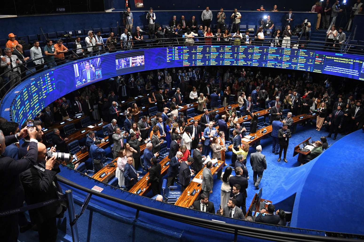 Senado Federal aprovou a Proposta de Emenda à Constituição que acaba com a escala de trabalho 6x1