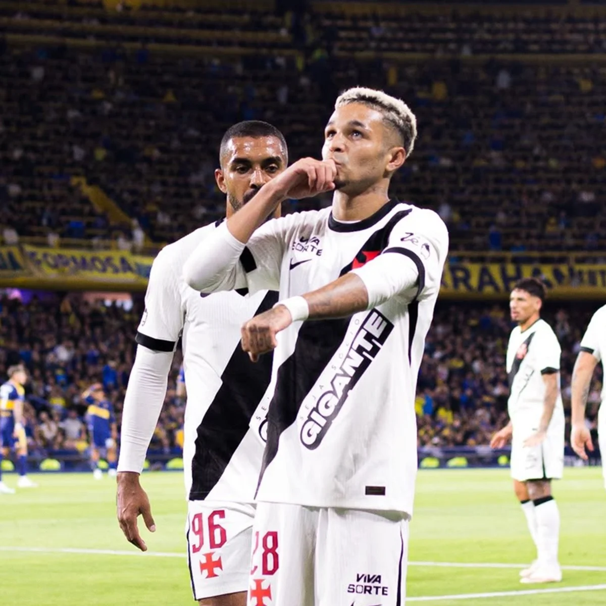 Saiba onde assistir a Vasco x Boca Juniors pela semifinal da Sul-Americana