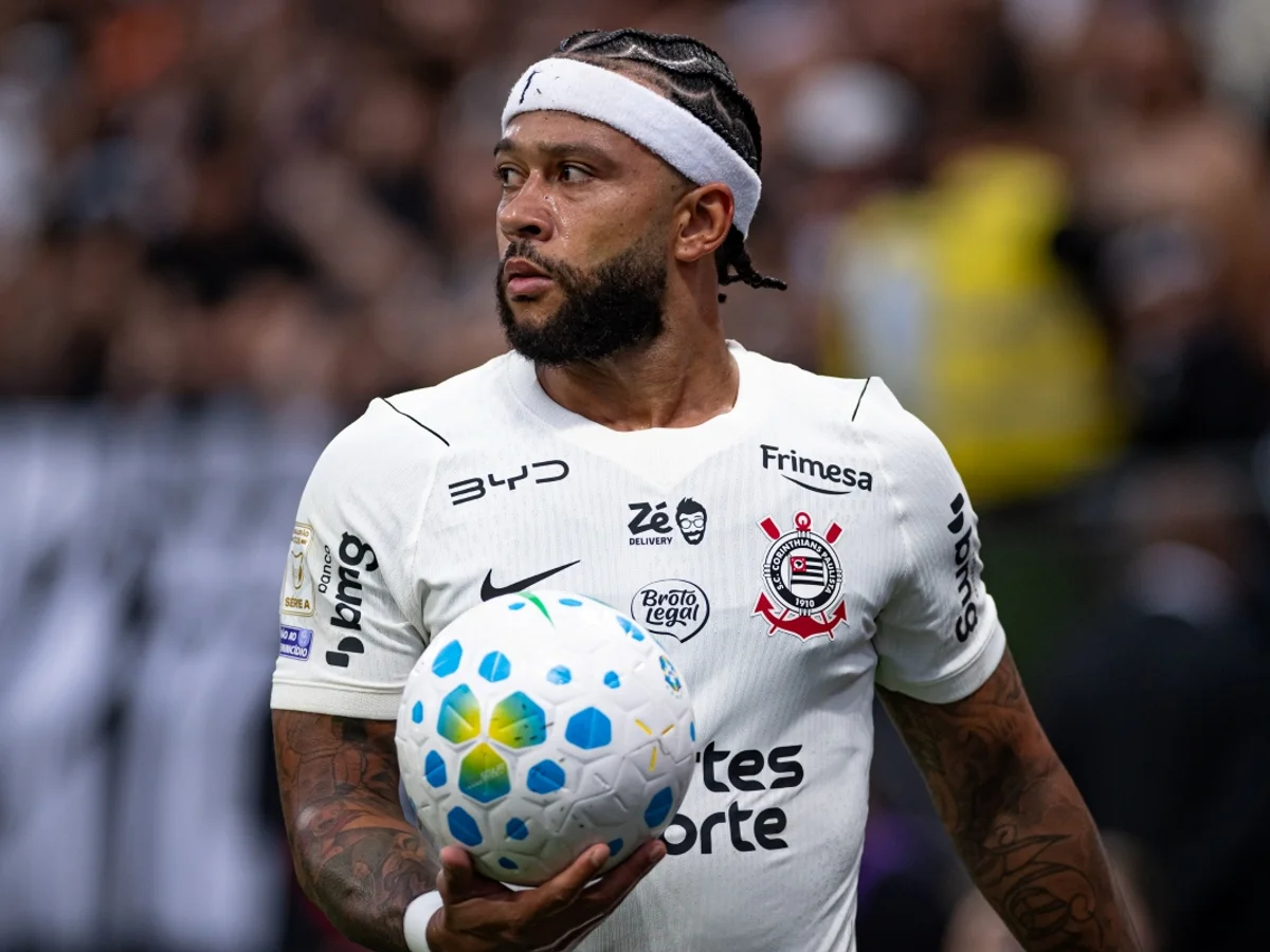 Corinthians encara Inter com 11 pendurados para clássico contra o Palmeiras