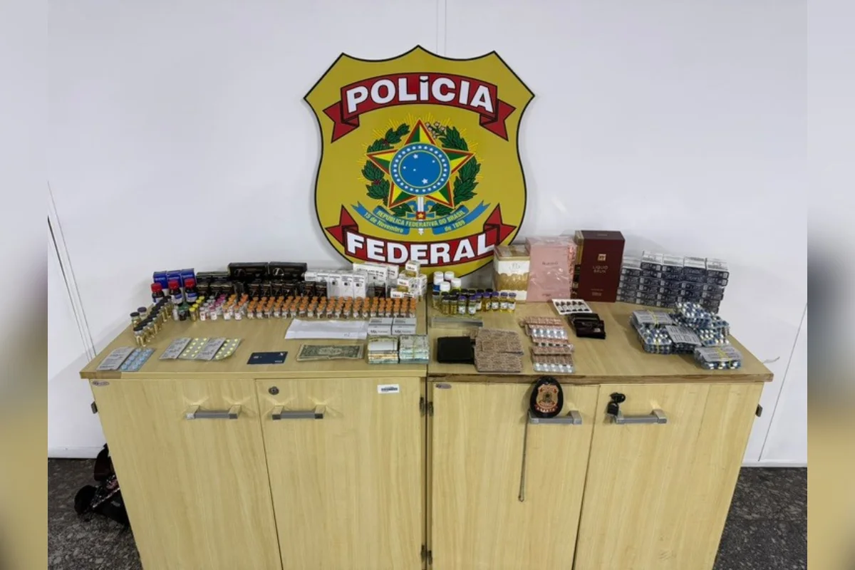 PF prende trio com anabolizantes, hormônios e R$ 21 mil em espécie