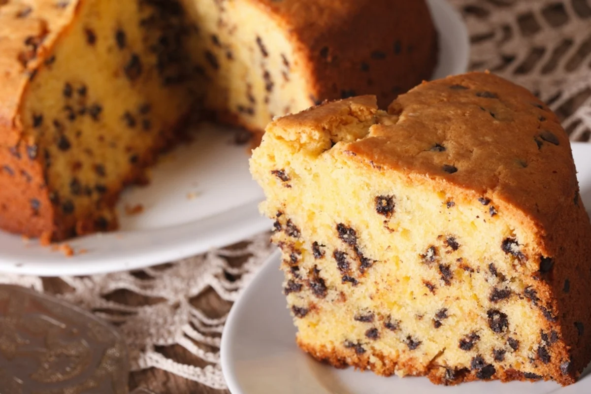 Bolo formigueiro rápido e fofinho feito no liquidificador