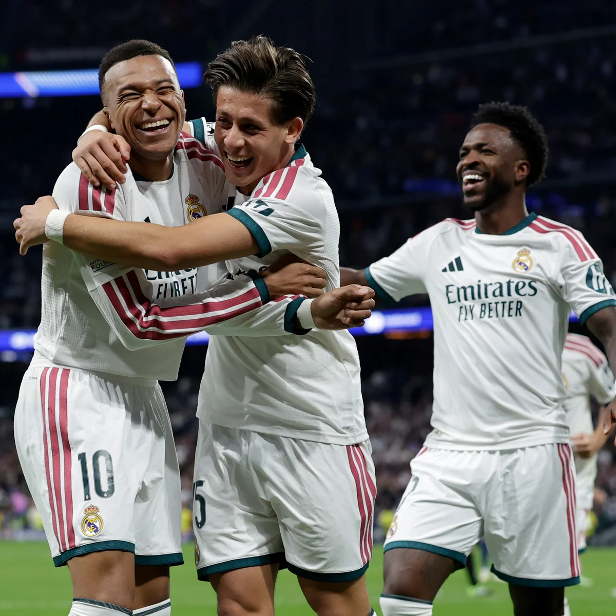 Champions: Real Madrid goleia Leipzig e está invicto; Vini Jr segue sem gol