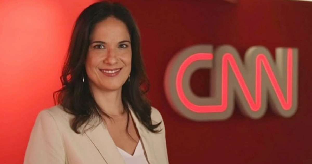 Apresentadora Clarissa Oliveira anuncia saída da CNN Brasil: “Tempinho para cuidar da vida”