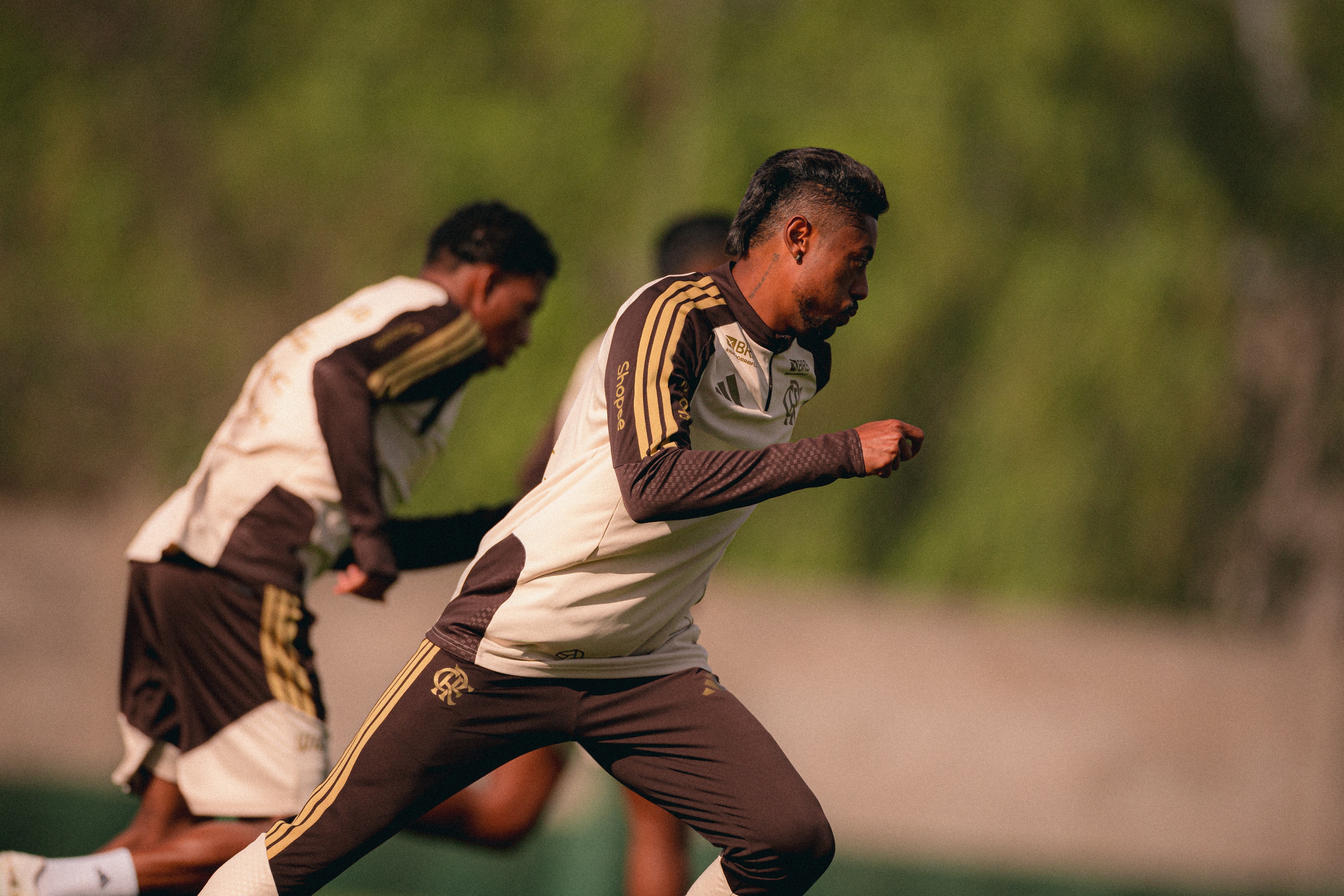 Flamengo sem maestros e Estudiantes sem dupla de zaga: semifinal da Libertadores põe à prova capacidade de adaptação