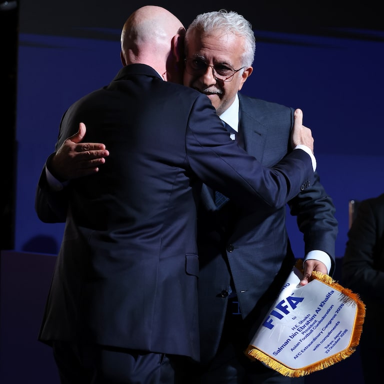 AFC ‘pula do barco’ da Uefa e endossa reeleição de Infantino após sucessivo apoio de asiáticos