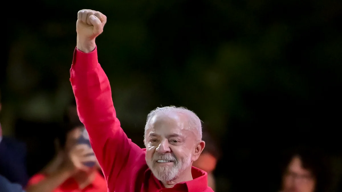 Lula vira em Minas e mantém tradição de vencer no estado e ser eleito