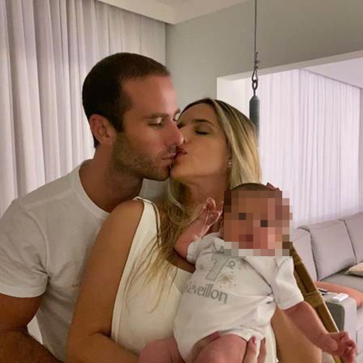 Leonardo Jancu e a empresária Caroline Baccaro têm um filho juntos