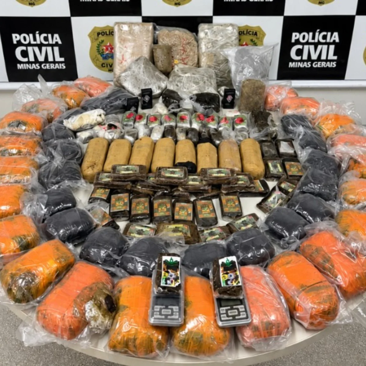 Drogas gourmet: operação bloqueia R$ 15 milhões e prende cinco na Grande BH